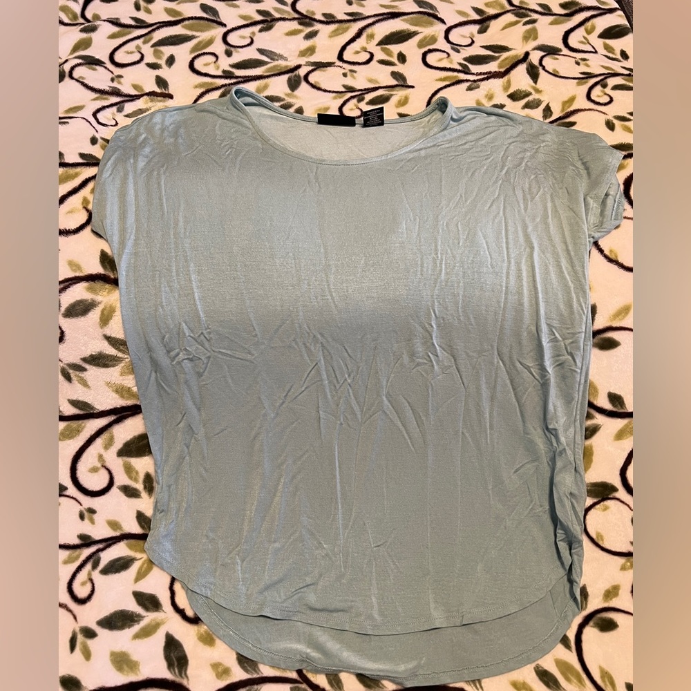 Ladies short sleeve top